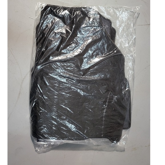 New GM 26527947 Traverse Acadia CFM Black Floor Mats Set Trunk Kit - Picture 7 of 9